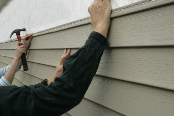 Cost of Insulated Siding Installation in Bremerton