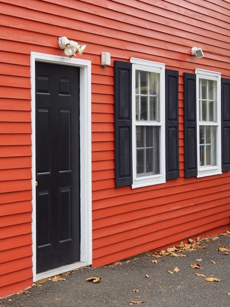 Cost of Red Vinyl Siding Installation in Bremerton